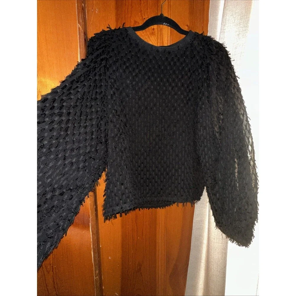 Zara SZ M BLACK LANTERN SLEEVE FUZZY TOP